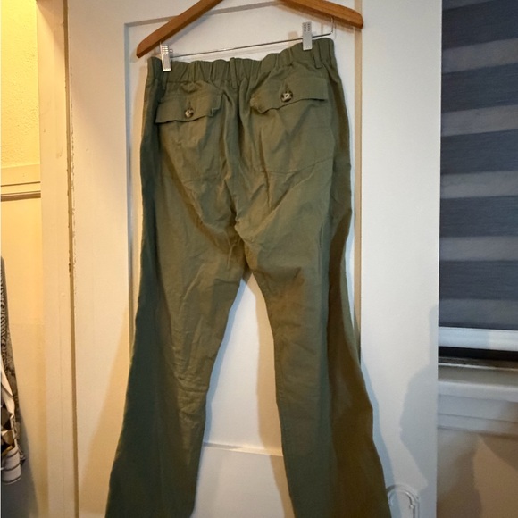 Men's Olive Green Cargo Pants - Picture 2 of 5